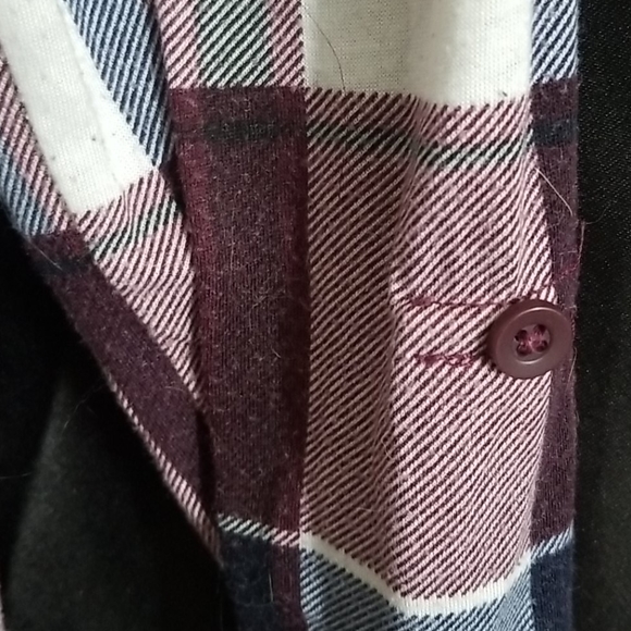 Flannel - Picture 5 of 5